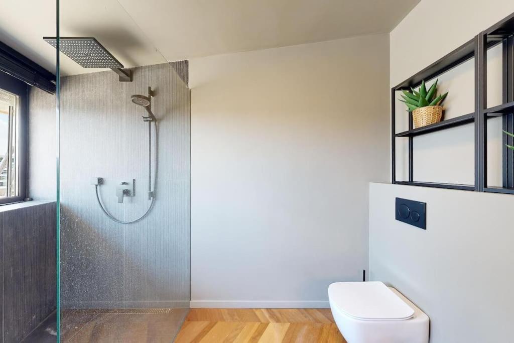 Апартаменты Stylovy Loft S Ohromnou Terasou Братислава Экстерьер фото
