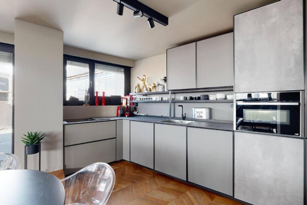 Апартаменты Stylovy Loft S Ohromnou Terasou Братислава Экстерьер фото